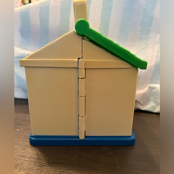 COPY - Vintage 80’s Little Tikes house with 5 little people - Picture 13 of 15